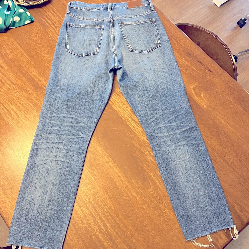 Madewell crop jeans in great condition.